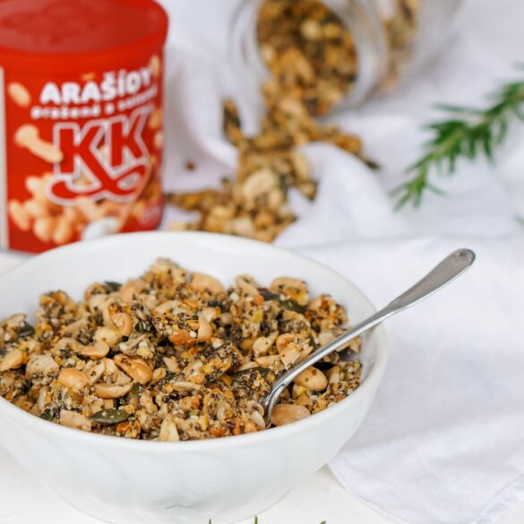 Slaná granola low carb varianta